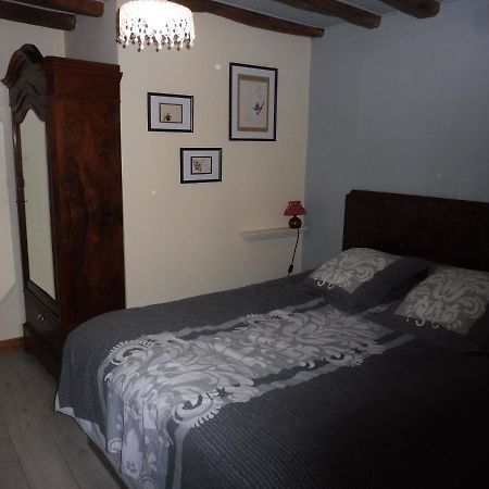 Chambre D'Hotes Des 3 Ifs Vernot Екстериор снимка